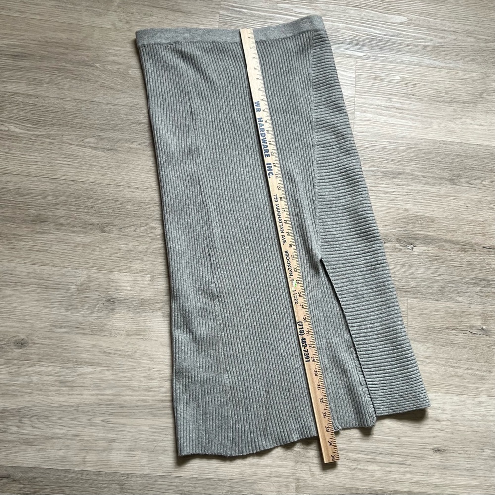 Cheap Monday NWT grey ribbed midi skirt - Picture 5 of 7